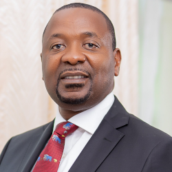 Dr Kwanele Ngwenya